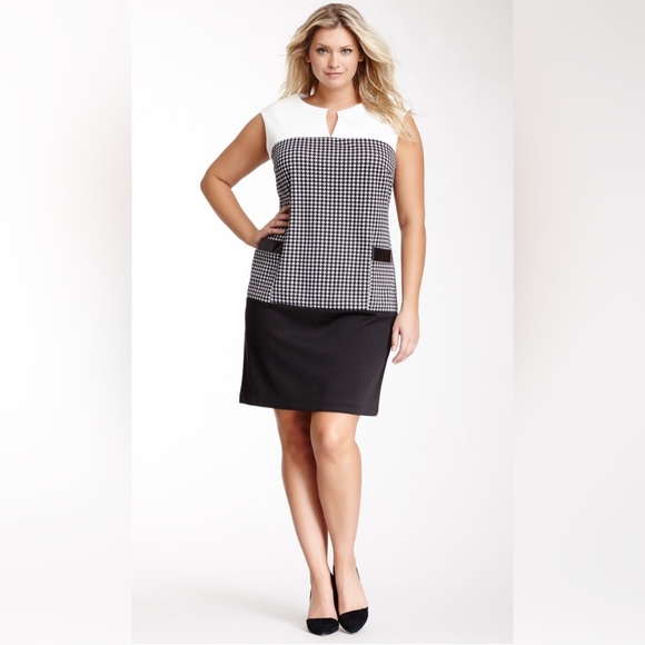 Sandra Darren Knit Houndstooth Split Neck Two Pocket Dress 8 - Picture 3 of 8